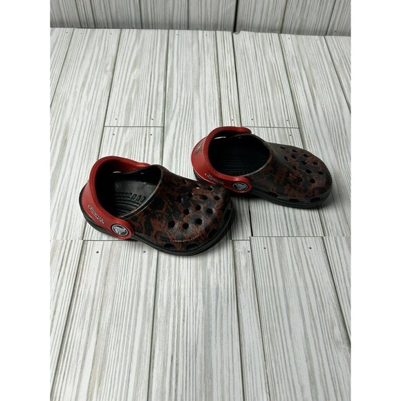 Disney‎ Pirates of the Caribbean Crocs Infant 4/5 Black Red Limited Edition - Picture 3 of 4